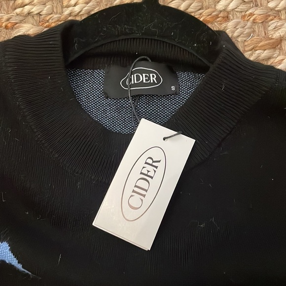 NWT Cider Sweatervest - Picture 3 of 3